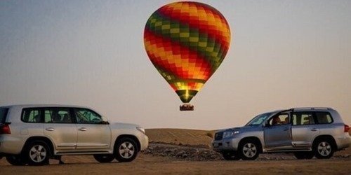 Dubai: Hot Air Balloon Ride with Transfers & Refreshments