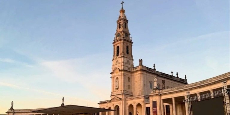 Fátima Pilgrim Private Tour from Lisbon