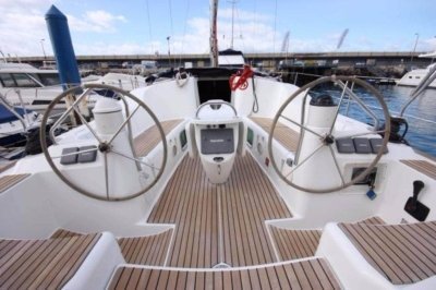 Vertigo Uno Sailing Yacht - Private Charter in Tenerife Vertigo Uno Sailing Yacht - Private Charter in Tenerife