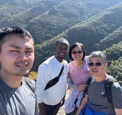 Ular navbatma-navbat etuk ayolning ogziga soladilar