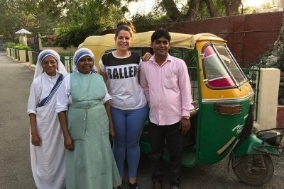 Explore Agra Heritage Sights By E-Rickshaw City Tour