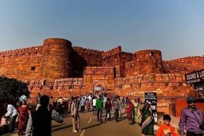 Taj Mahal Agra Fort & Fatehpur Sikri Day Tour From Delhi