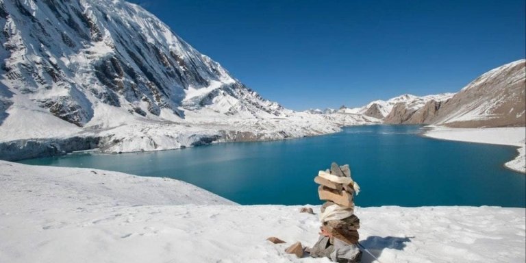 Annapurna Circuit Trek with Tilicho Lake 16 Days