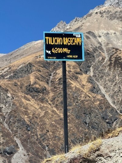 Annapurna Circuit Trek with Tilicho Lake 16 Days