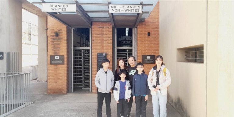 Soweto Township Cultural Tour incl. Nelson Mandela House