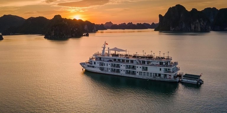 Paradise Elegance Cruise 2 days 1 night Halong Bay Tour