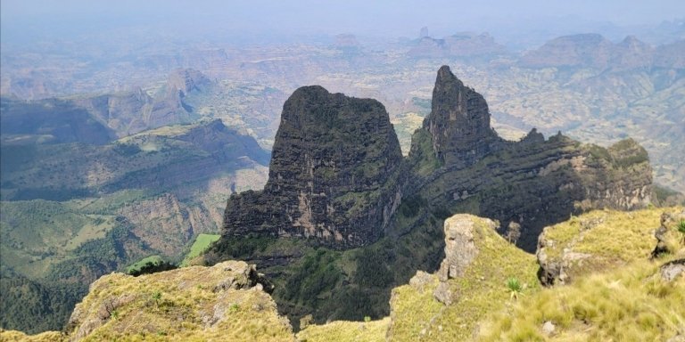 Simien Mountains Expedition: Trekking & Wildlife Adventure i