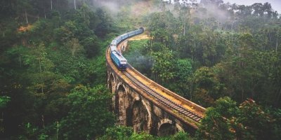 5-Day Sri Lanka Tour with Train Ride & Safari