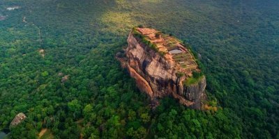 Sri Lanka: 4-Day Sigiriya, Kandy, Nuwara Eliya & Hikkaduwa