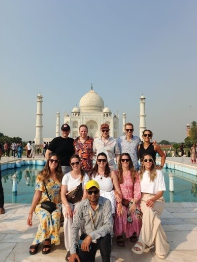 Taj Mahal and Agra Fort with Guide - Half Day Tour