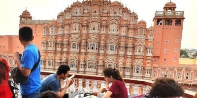 From Delhi: Same Day Jaipur City Tour by Car - All Inclusive