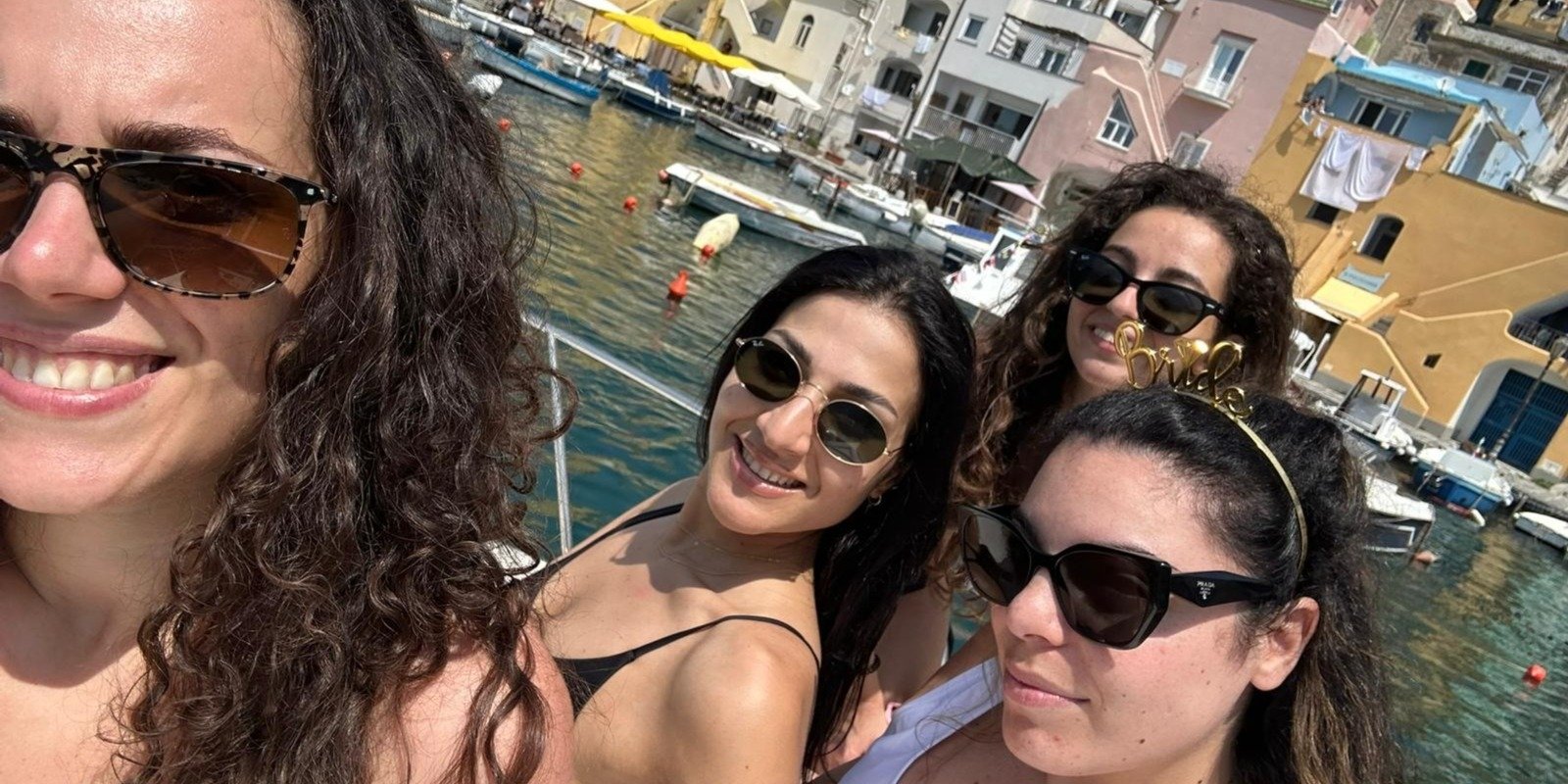 Naples: By car by boat .City Tour and Boat Cruise with Buffet