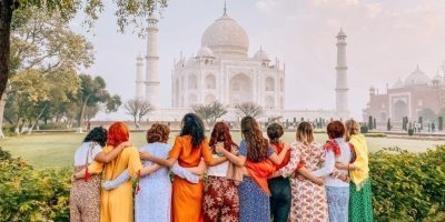 From Delhi: Taj Mahal & Agra Trip by Gatimaan Express Train