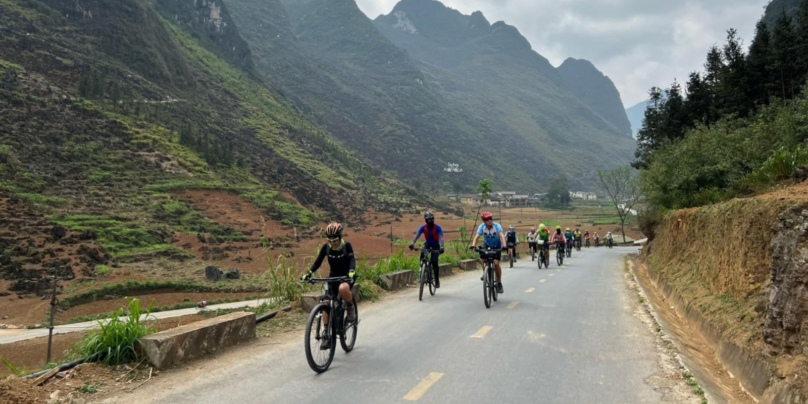 10-Day Ha Giang Loop & Hoang Su Phi Cycling Adventure