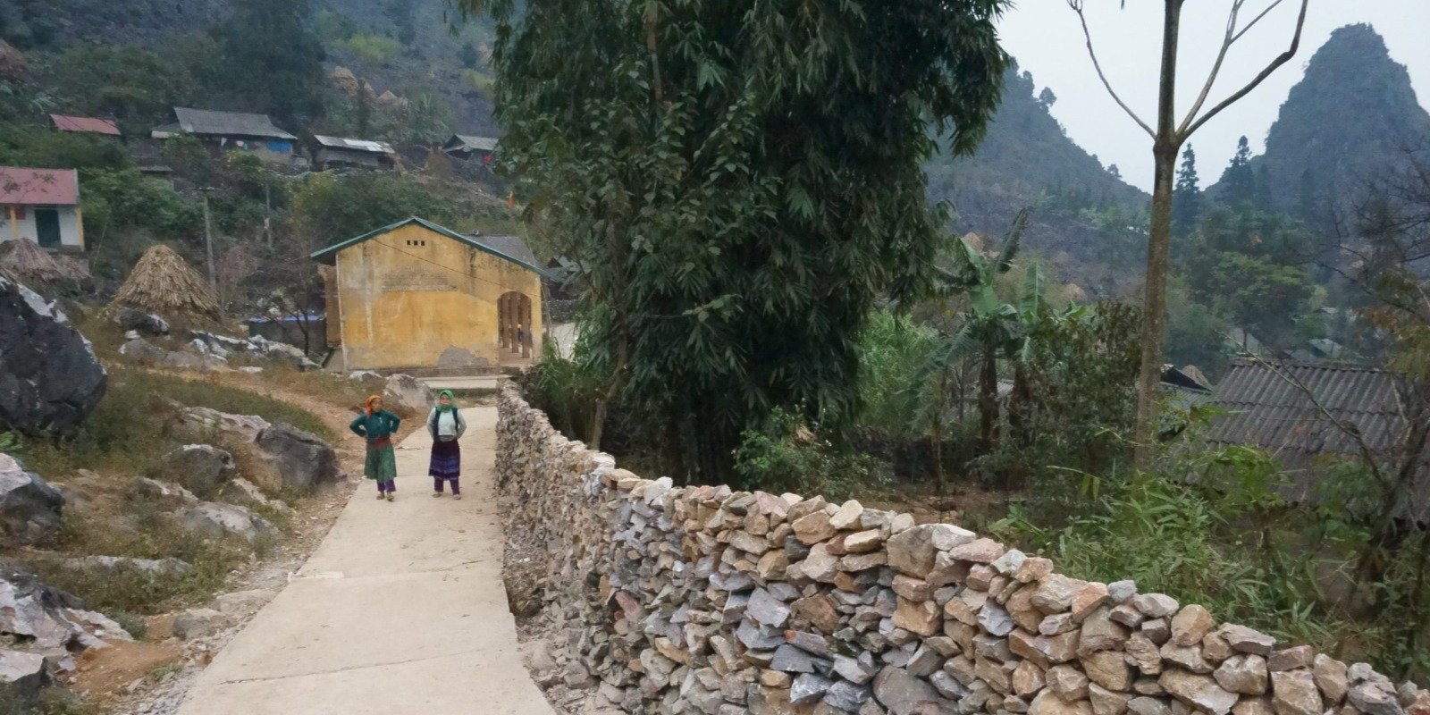 Conquer the Roads of Mong Cai, Cao Bang, and Ha Giang 15 Days