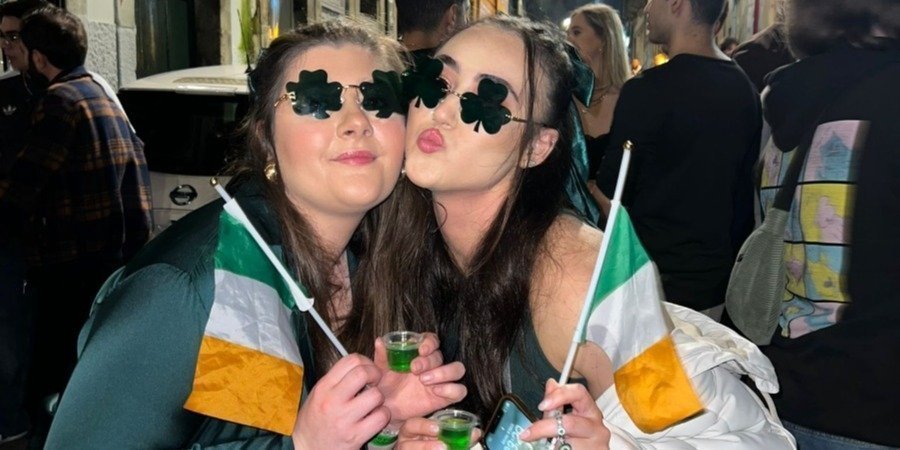 St. Patrick’s PUBCRAWL: 7 Drinks,5HRS 4BARS Skip the Line CLUB !
