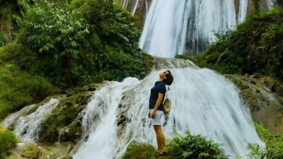 From Hanoi: Private Mai Chau Day Trip & Hot Spring Bath