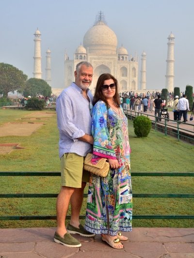 From Delhi: 2-Day Agra & Taj Mahal tour by supar-fast Train