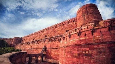 From Delhi: Private 2- Days Taj Mahal Tour & Fatehpur Sikri