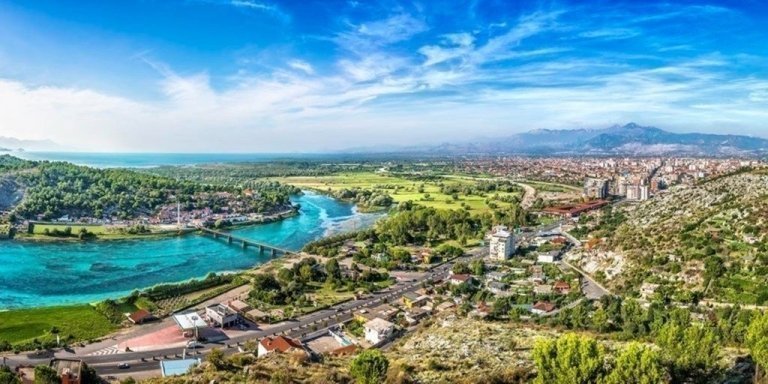 From Tirana: Day trip to Shkodra and Shiroka