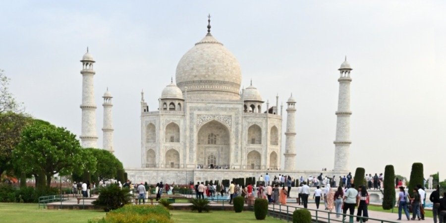 From Delhi: Private Taj Mahal Express Entry Ticket