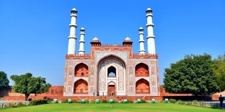 Delhi: Red Taj Mahal, Akbar Tomb & Elephants Rescue Tour