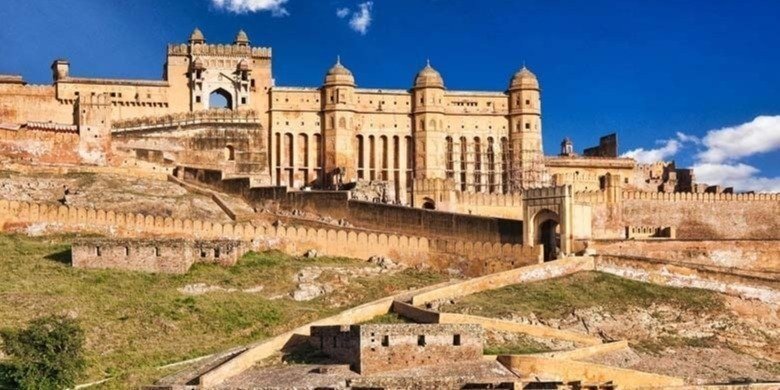 Jaipur: Evening Tour with Amber Fort Light & Sound Show