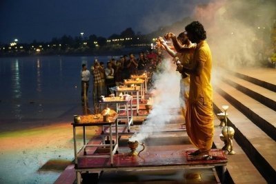 The Ultimate 1 Day in Varanasi - How to Spend 13 Hours