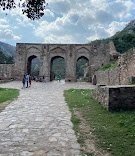 Jaipur: Same-Day Bhangarh Fort & Chand Baori Stepwell Tour