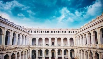 Kolkata: A Sea of Faces and A Thousand Places