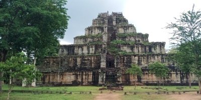 Private One Day Trip-Pyramid Temple Koh Ker and Beng Mealea