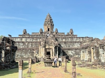 Private One Day Trip To Banteay Srei, Beng Mealea and Rolous