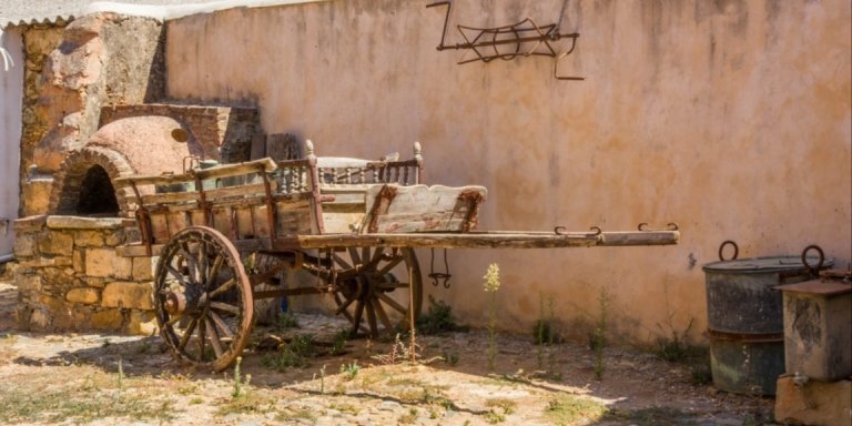 Cretan Countryside Picnic Escape