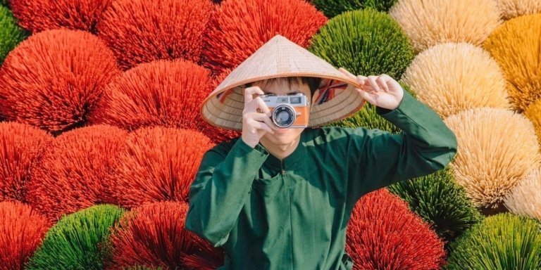 Vietnamese Handicrafts | Lacquer & Conical Hat & Incense Village