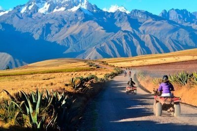 quads in sacred valley of perú