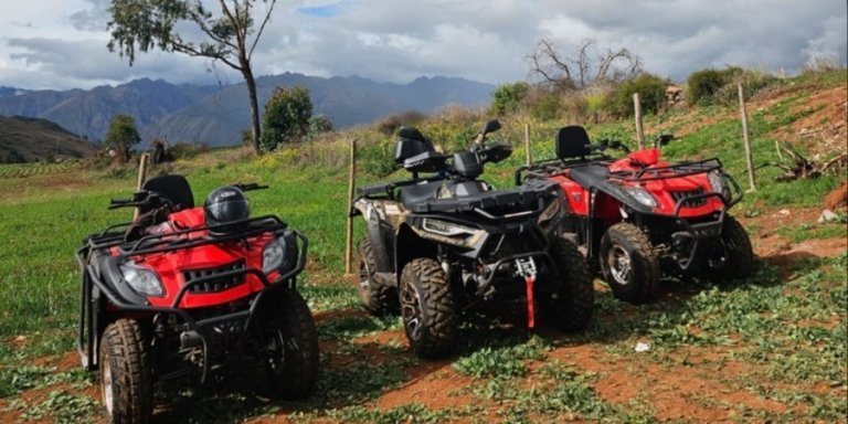quads in sacred valley of perú