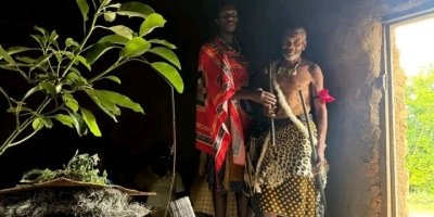 Eswatini: Private Swazi Culture Tour: Make, Wear and Taste