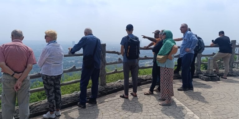 Islamabad Discovery Tour