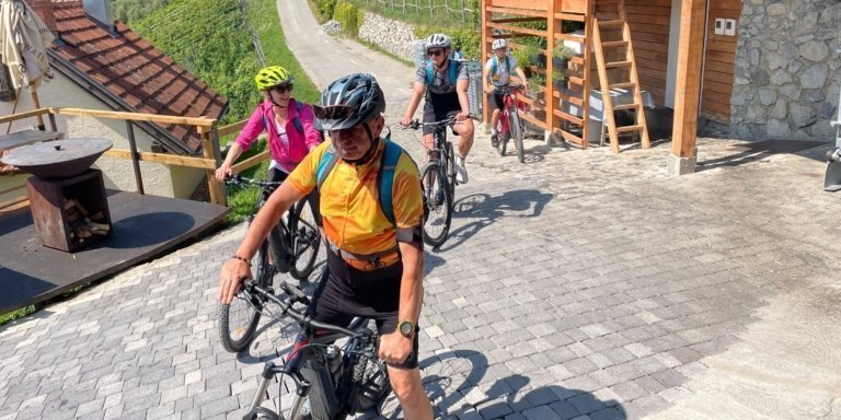 Vuglec breg - E-bike around Krapinske Toplice with wine tasting