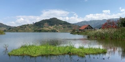 3 days gorilla trekk and lake bunyonyi