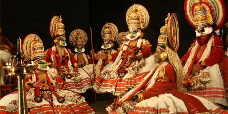 Cochin Essence: Discovering the Best of Cochin
