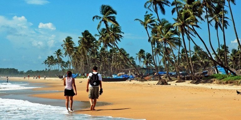 Cochin to Alleppey & Marari Beach