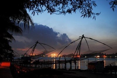 Cochin to Madurai Backwater, Tea Estate & Temple Tour