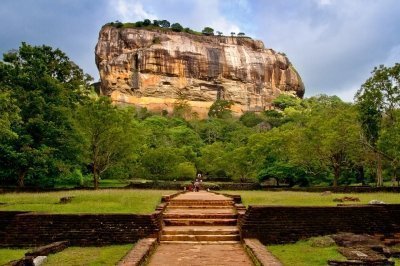 Sri Lanka Cultural, Wildlife & Beach Tour