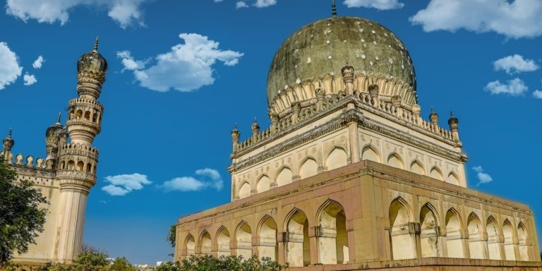 Deccan Forts, Temples & Ayurvedic Retreat
