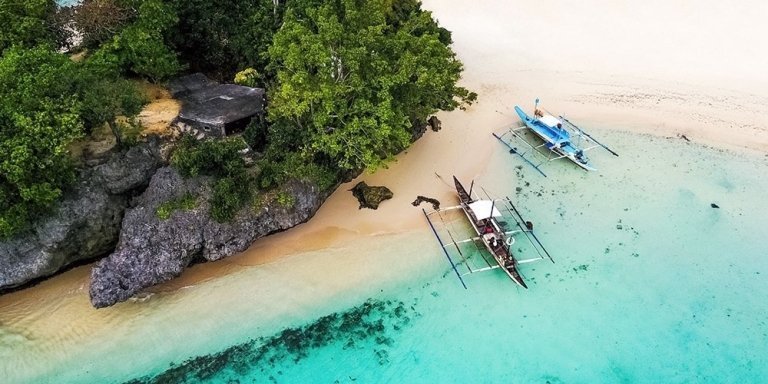Island Hopping with Buffet Lunch and Parasailing Adventure
