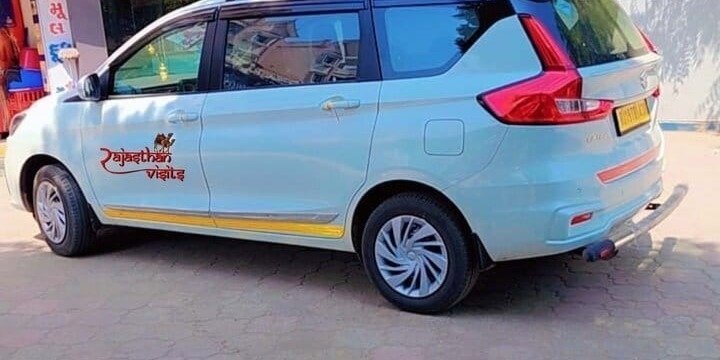 Private Transfer from Jaipur to Pushkar by Sedan or SUV