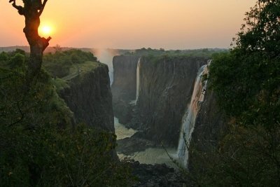Victoria Falls Airport Transfer