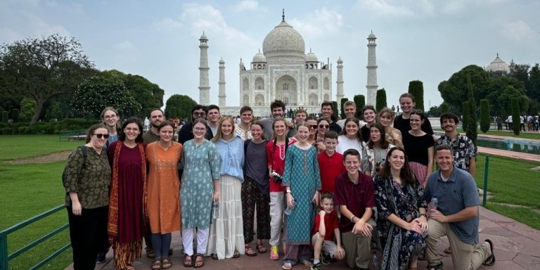Private 2-Day Overnight Agra Tour from Delhi with Taj Mahal