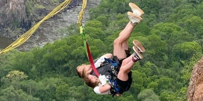 Tandem Gorge Swing